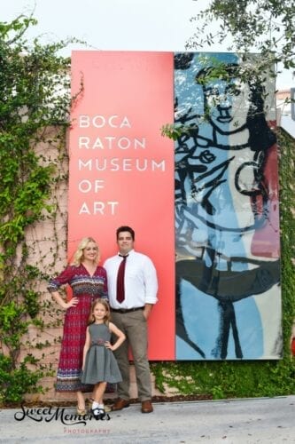 Boca Raton Museum of Art Outdoor Holiday Photoshoot with Sweet Memories Photography