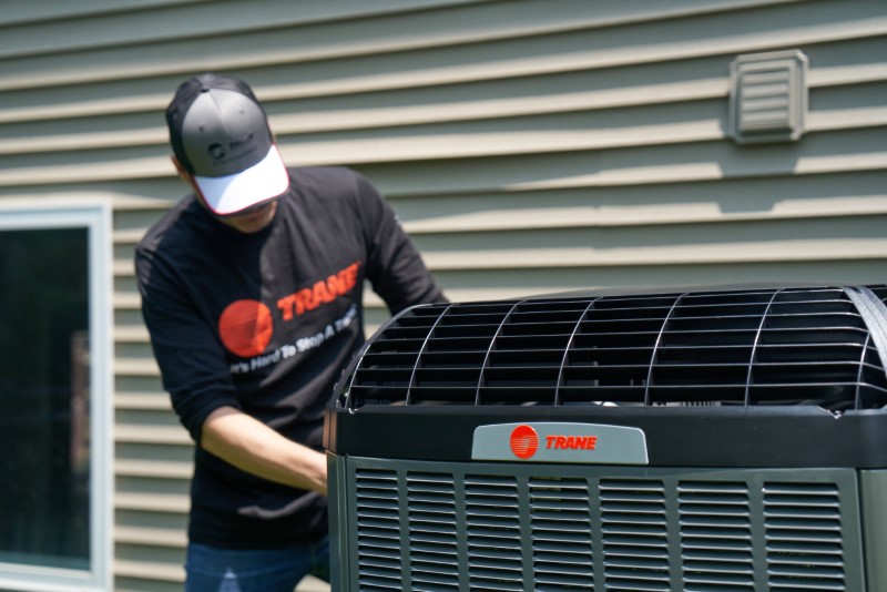 When to replace your central heating and cooling system in Florida