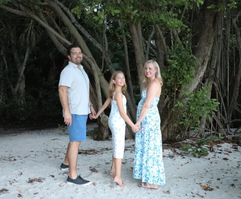 Modern Boca Mom and family