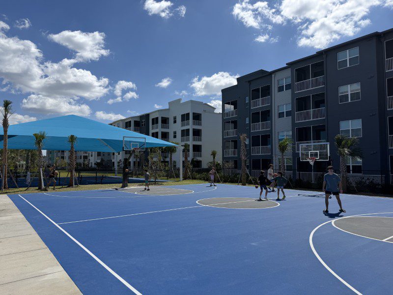 Villatel Orlando Pool Area (4)